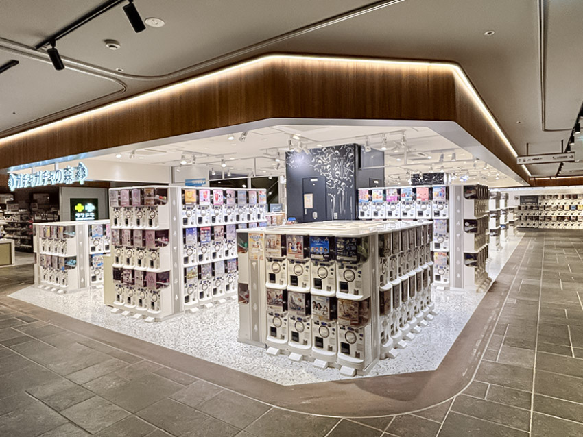 ガチャガチャの森moyuk SAPPORO店外観写真