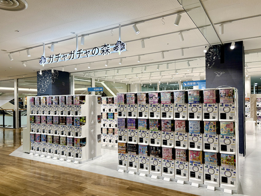 ガチャガチャの森ニューコースト新浦安店外観写真